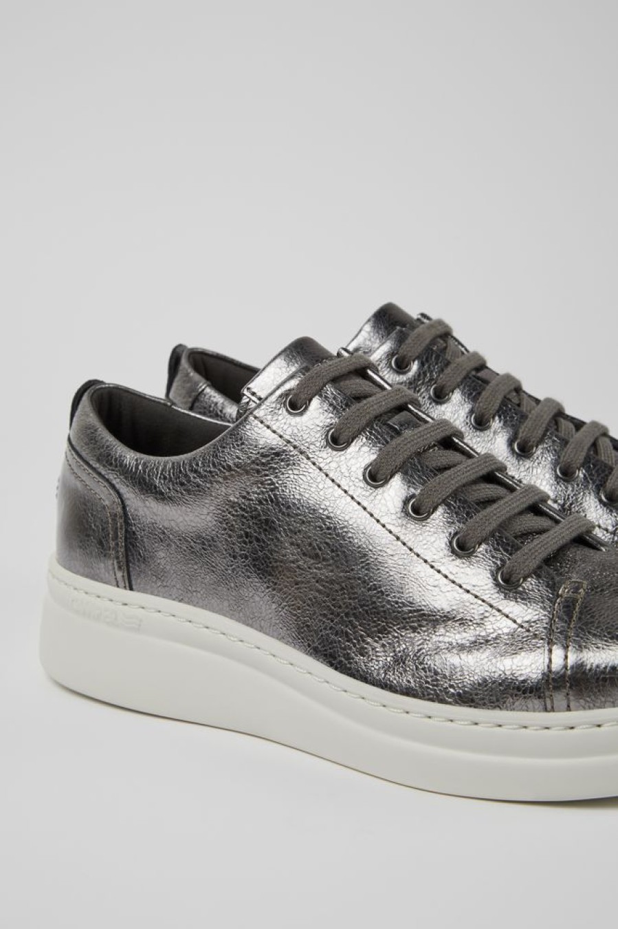 Kvinder CamperLab Sneakers | Gra Metallic Laeder Sneakers Til Kvinder