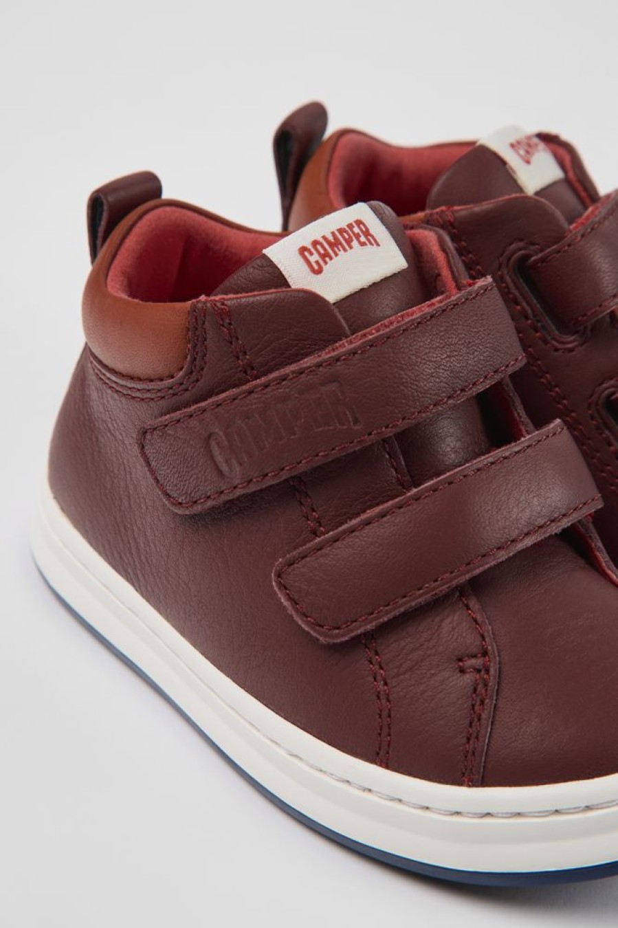 Born CamperLab Sneakers | Burgundy Laeder Sneakers Til Born