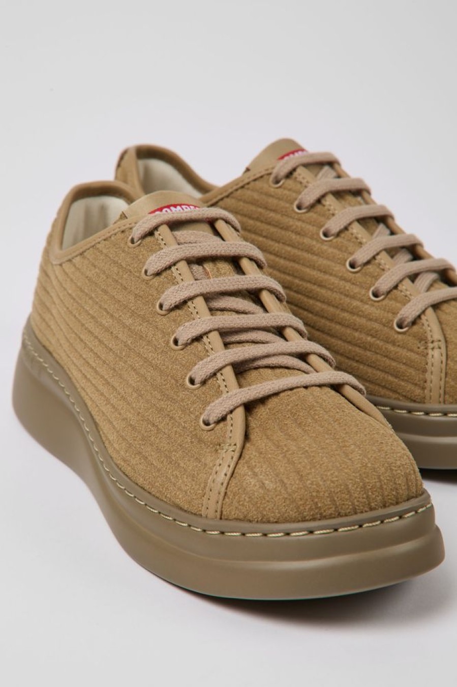 Kvinder CamperLab Sneakers | Beige Sneakers I Genbrugslaeder Til Kvinder